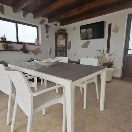 Nyaraló Casa Indira *